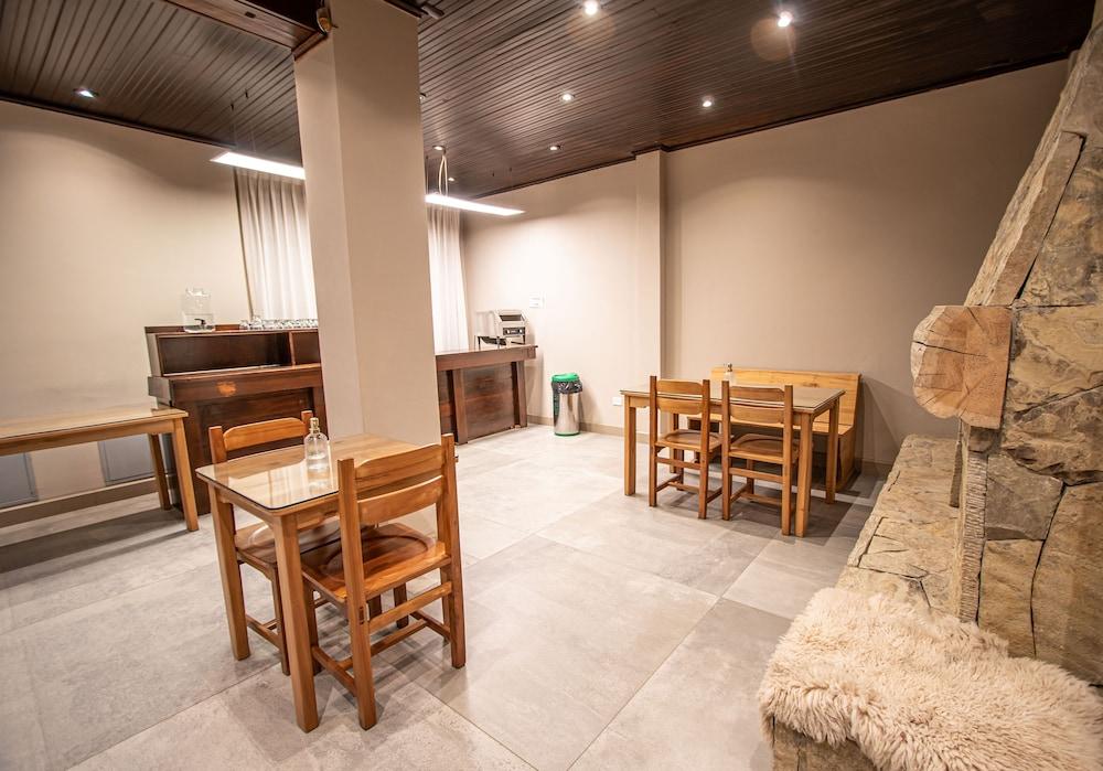 Tunqueley Hotel San Martín de los Andes Dış mekan fotoğraf